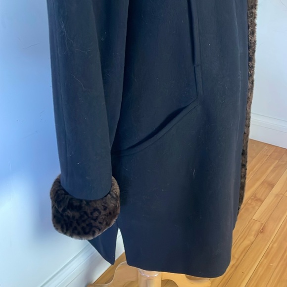 Vintage Lindor Petite Black Wool Coat With Faux Leopard Fur Trim, Size 16 - Picture 4 of 16